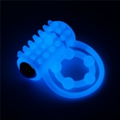 Голубое, светящееся в темноте виброкольцо Lumino Play Vibrating Penis Ring - Lovetoy - во Владивостоке купить с доставкой