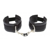 Чёрные полиуретановые наручники Luxurious Handcuffs - Blush Novelties - купить с доставкой во Владивостоке