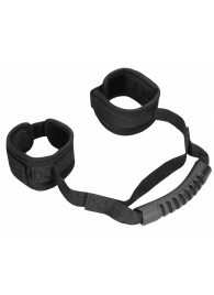 Черные наручники V V Adjustable Handcuffs with Handle - Shots Media BV - купить с доставкой во Владивостоке