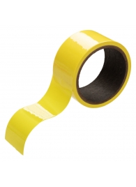 Желтый скотч для связывания Bondage Tape - 18 м. - California Exotic Novelties - купить с доставкой во Владивостоке