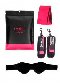 Черно-розовый эротический набор: маска, наручники и повязка - Erokay - купить с доставкой во Владивостоке