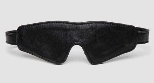 Черная плотная маска на глаза Bound to You Faux Leather Blindfold - Fifty Shades of Grey - купить с доставкой во Владивостоке