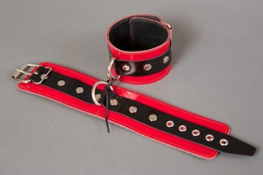 Красные лакированные наручники с клёпками - Подиум - купить с доставкой во Владивостоке