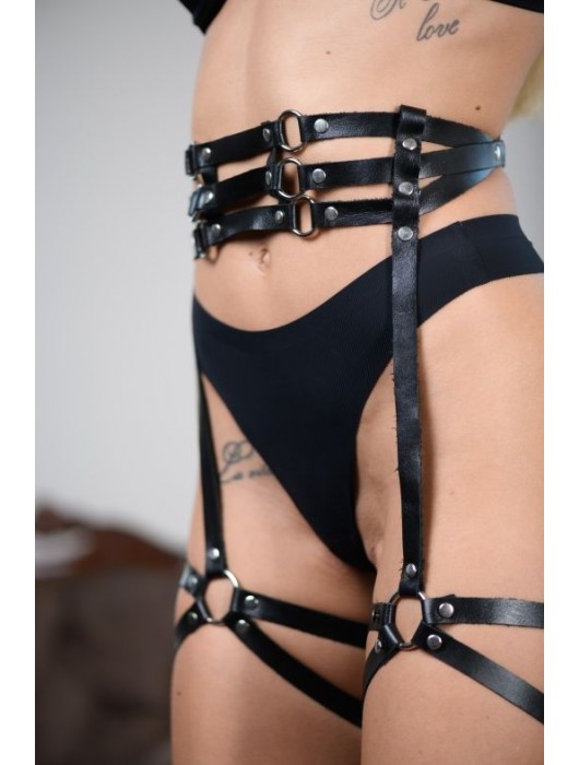 Кожаные гартеры на поясе Esteria - БДСМ Арсенал - купить с доставкой во Владивостоке
