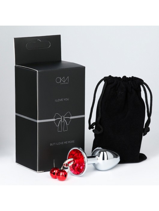 Серебристая анальная пробка с колокольчиками и красным кристаллом - 7 см. - Сима-Ленд