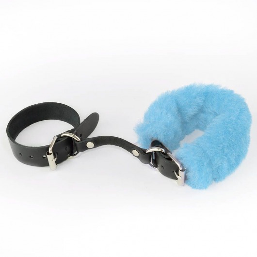 Черные кожаные наручники со съемной голубой опушкой - Sitabella - купить с доставкой во Владивостоке