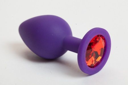 Фиолетовая силиконовая пробка с алым стразом - 8,2 см. - 4sexdreaM - купить с доставкой во Владивостоке