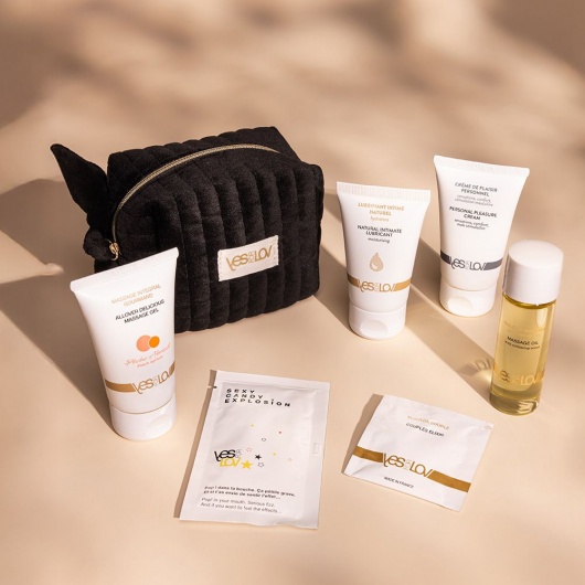 Набор YESforLOV La Trousse Enchantée в черной косметичке - YESforLOV - купить с доставкой во Владивостоке